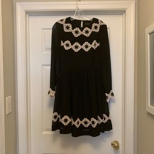 Ted Baker London Black Pink Lace Dress 6 (TB2)